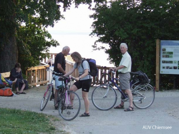 Uferweg an der Plattform