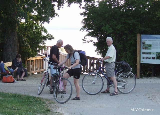 Uferweg an der Plattform