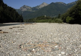 Kiesbänke im Achental