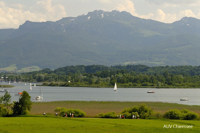 Chiemsee Rund- und Radweg bei Hochstätt