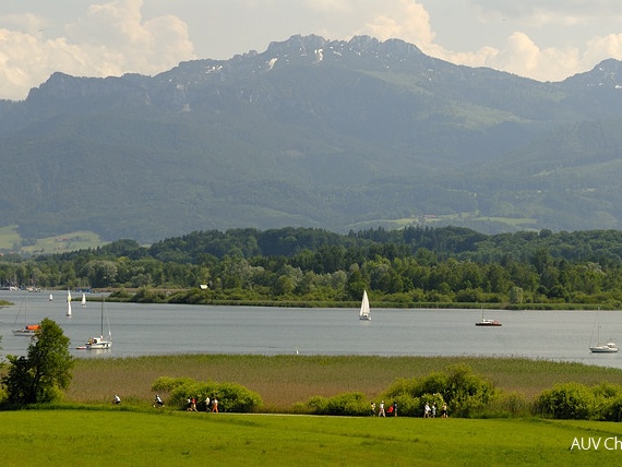 Chiemsee Rund- und Radweg bei Hochstätt