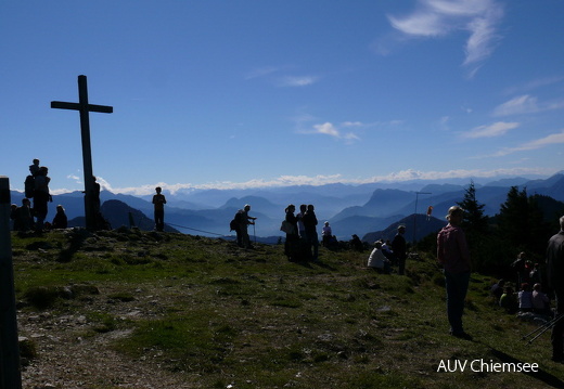 Gipfelkreuz auf der Hochries  ...