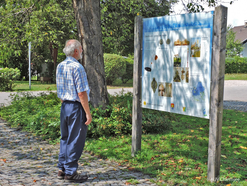 Heimatkundetafel Breitbrunn am Rathaus