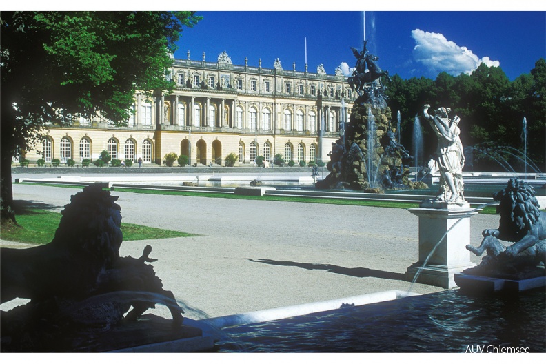 GS_1-Schloss_Herrenchiemsee-JZ-Screen-1140pix.jpg