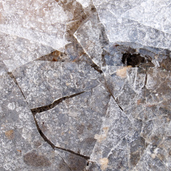 gefrorene Pfütze