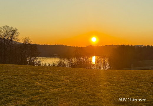 Sonnenuntergang am Langürgner See