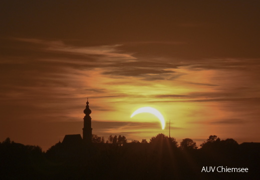 Sonnenfinsternis im Endstadium